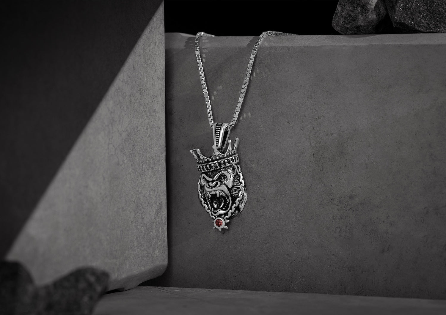 Royal Roar King Kong Silver Pendant And Locket For Men By Orionz Jewels