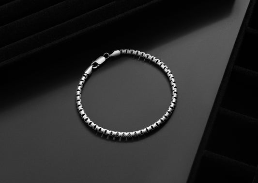 Sleek Edge 3D Bracelet