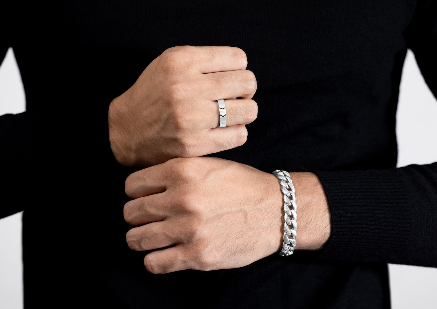 Arrow Band Silver Ring