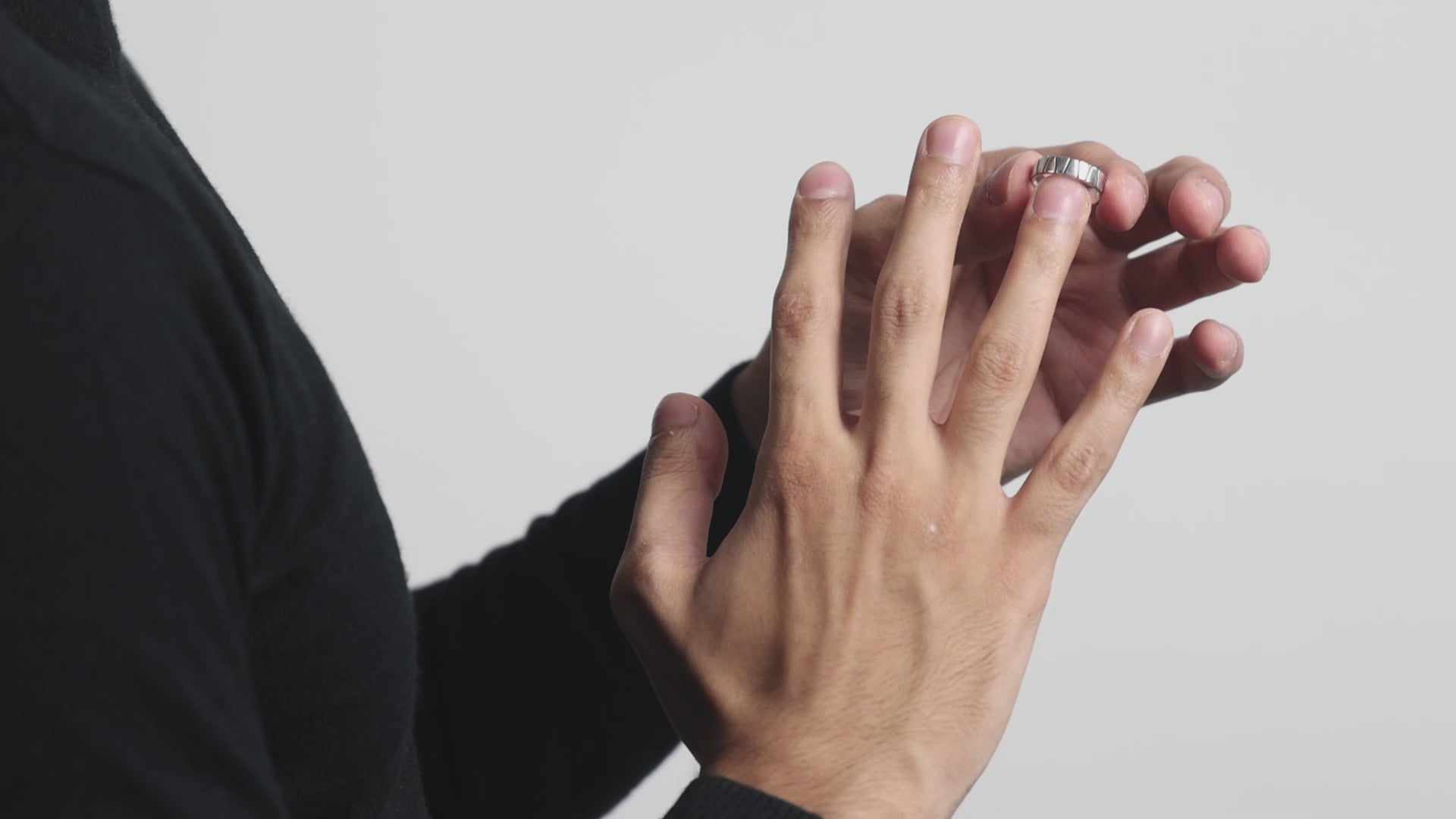Silver Stride Gents Ring