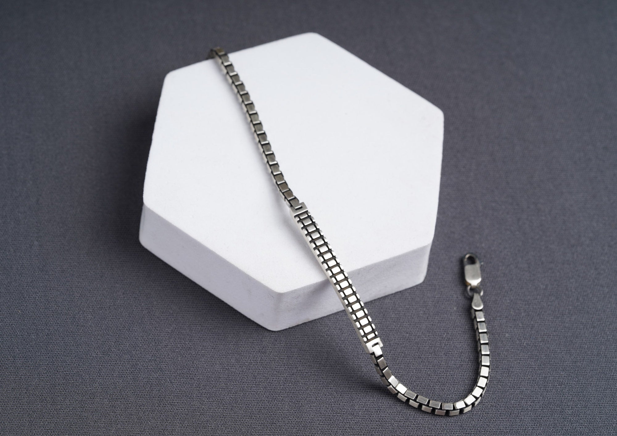 db enbloc Silver Chain For Boys Artificial Jewellery Necklace Chains For Men  Boys Silver Plated Brass Chain Set Price in India - Buy db enbloc Silver  Chain For Boys Artificial Jewellery Necklace