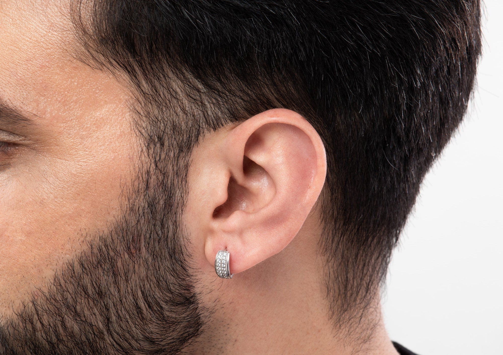 Men loop earing top