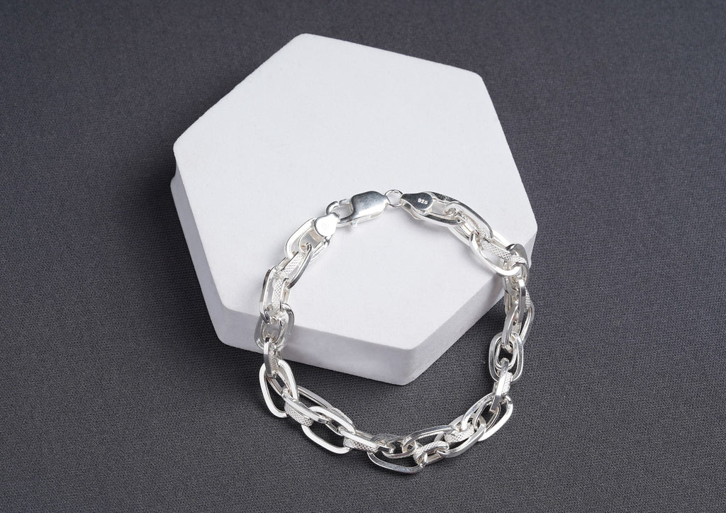 Silver Fulgent Men's Bracelet - Mata Payals Exclusive Silver Jewellery